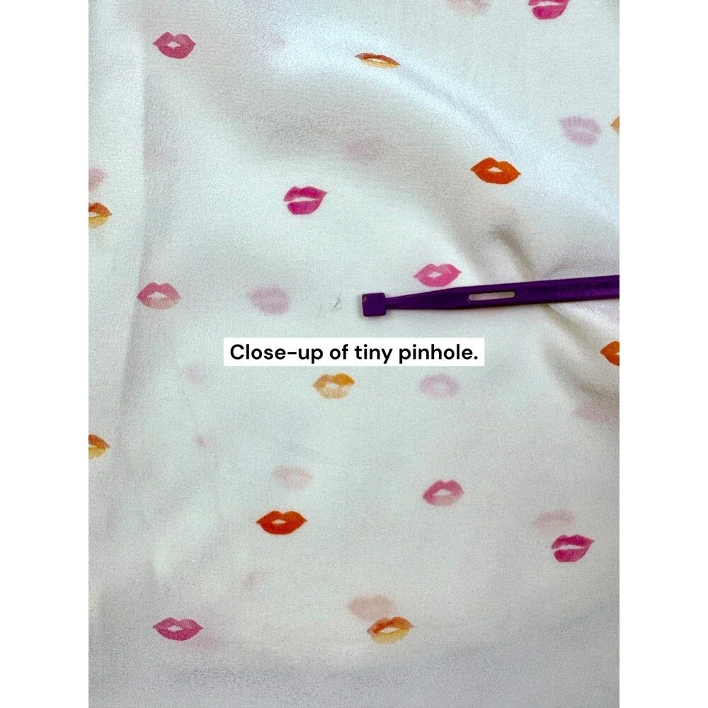 Rails Kate Silk Blouse Ivory Pink Lips Print Button Front Pocket Shirt M